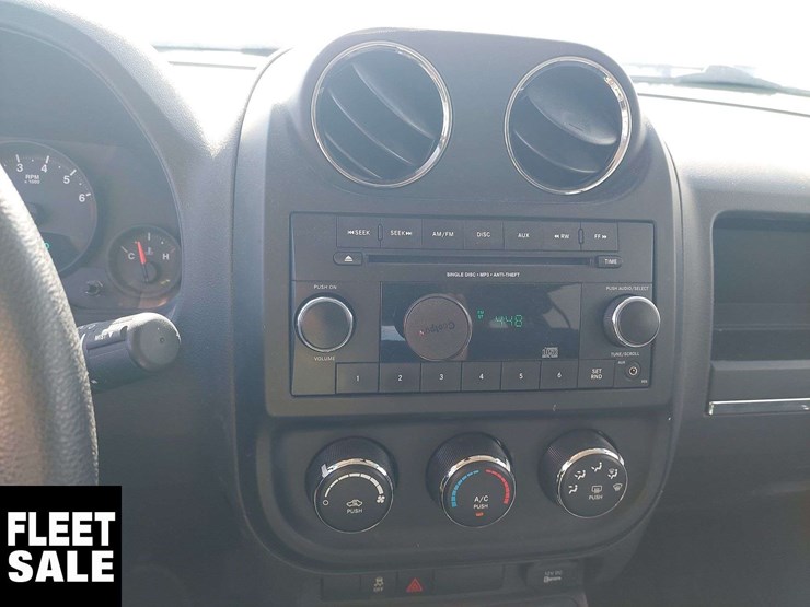2013-jeep-patriot-image-17