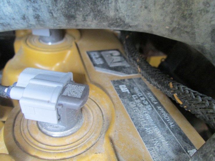 caterpillar-236d-image-19