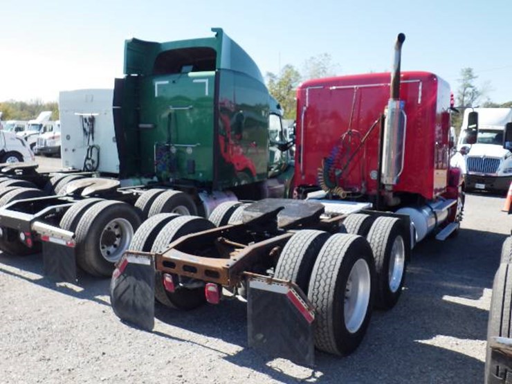 2013-freightliner-cl120-columbia-image-6