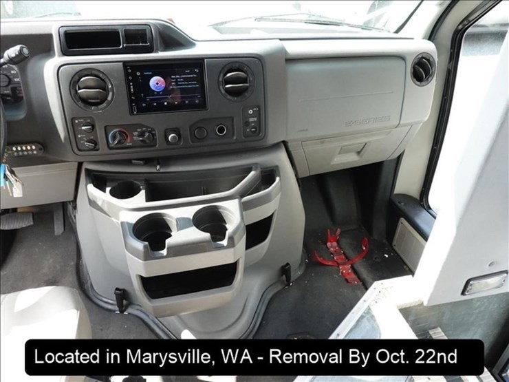 2012-ford-e450-image-6