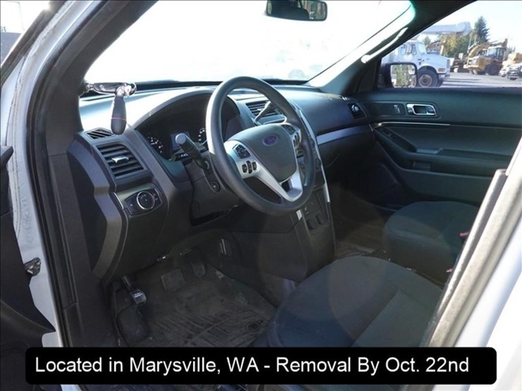 2015-ford-explorer-image-5