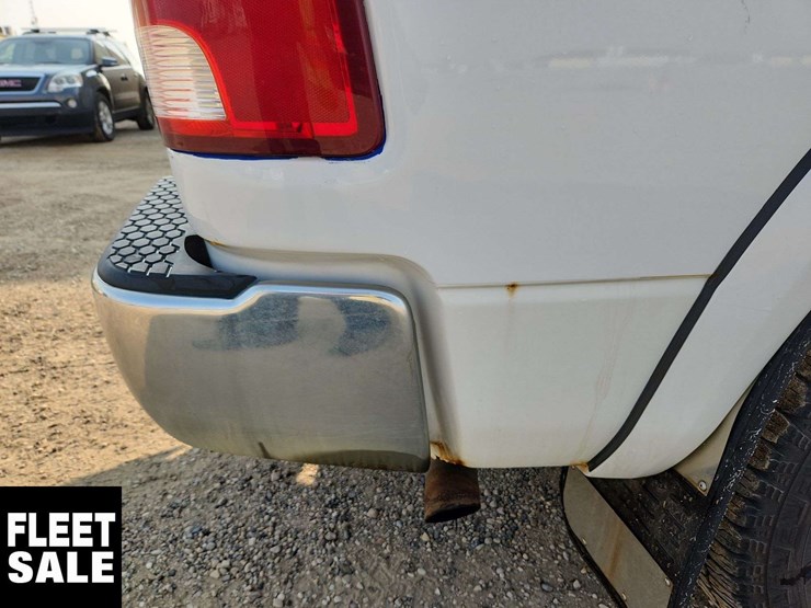 2010-dodge-ram-1500-image-32