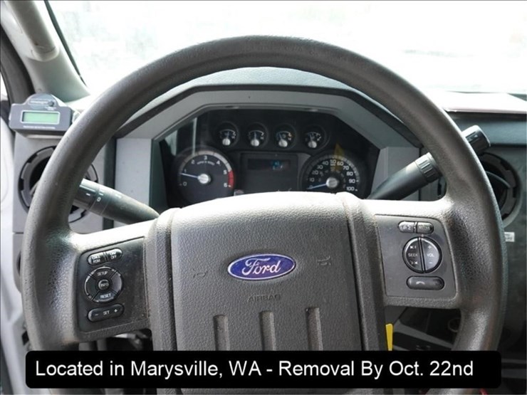 2014-ford-f550-image-22