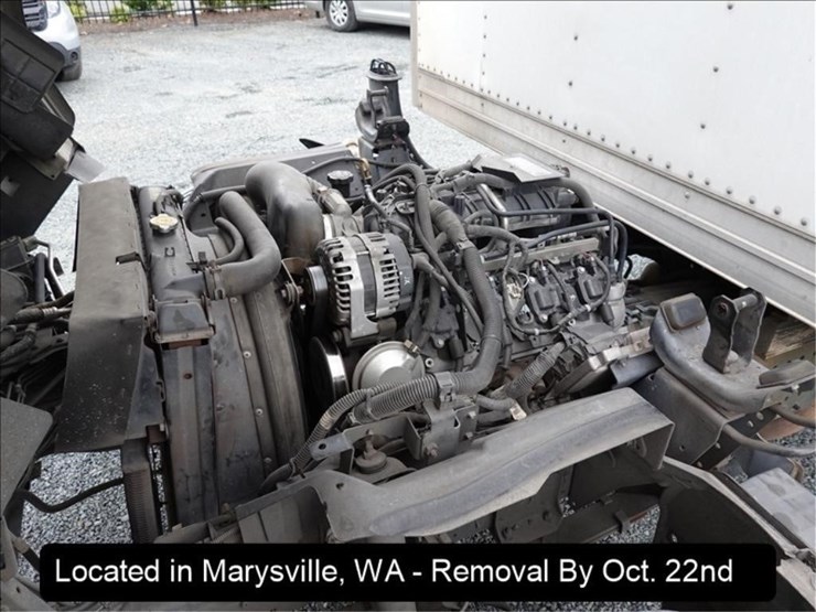 2014-isuzu-npr-hd-image-27