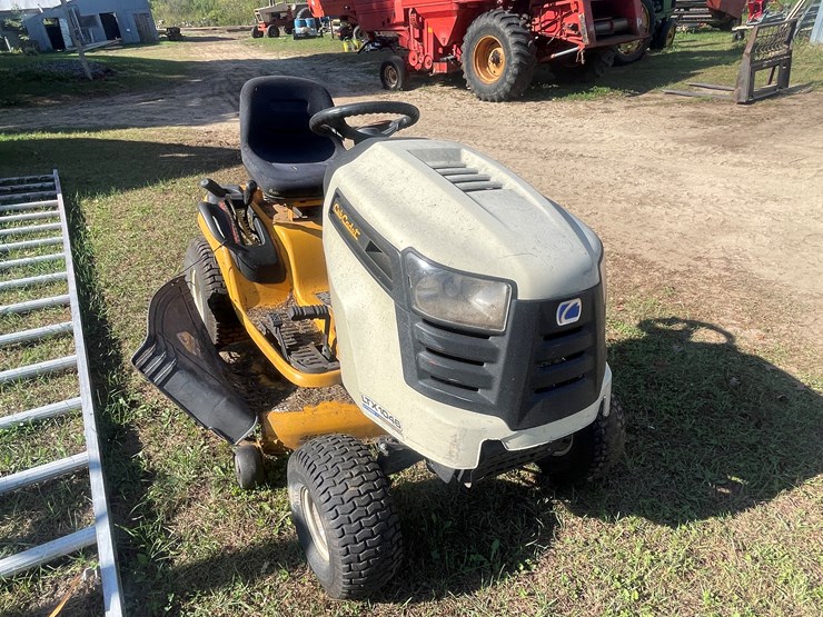 cub-cadet-ltx1046-image-2