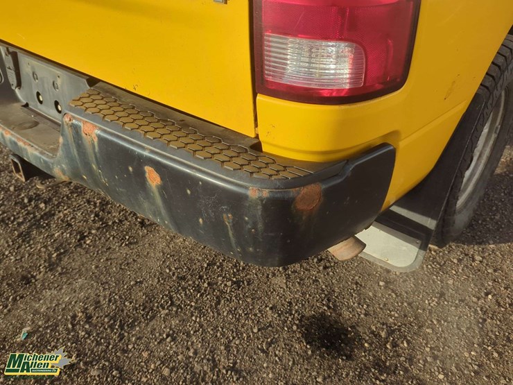 2019-ram-1500-classic-image-59