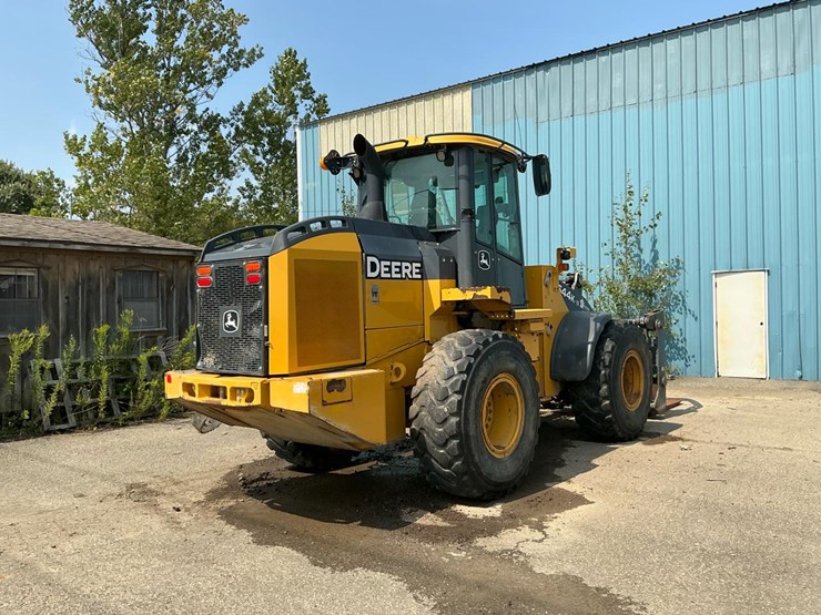 2018-deere-544k-image-11