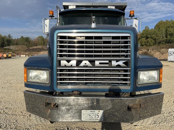 1997-mack-cl700-image-8