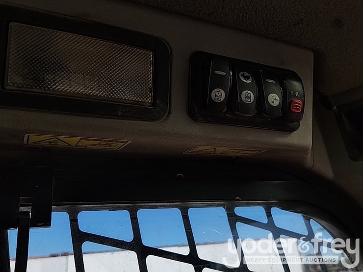 2018-caterpillar-289d-image-21