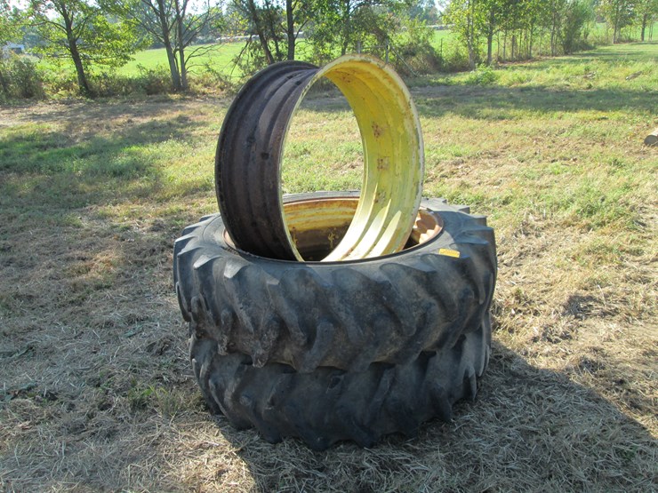 john-deere-15-image-1