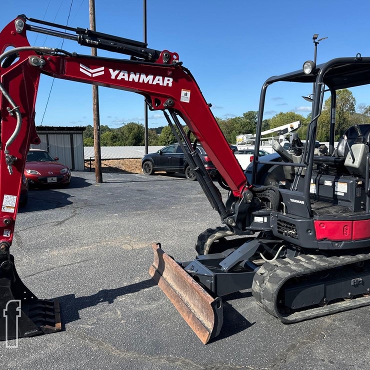 2021 YANMAR SV40