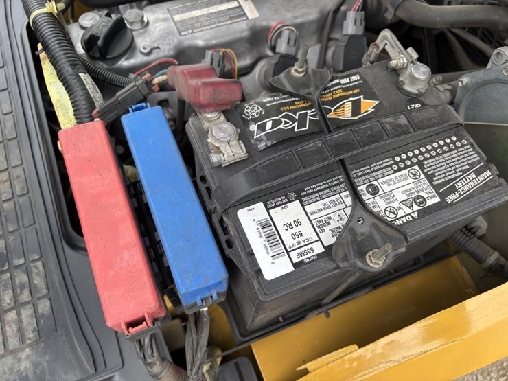 2016-caterpillar-2c6000-image-26
