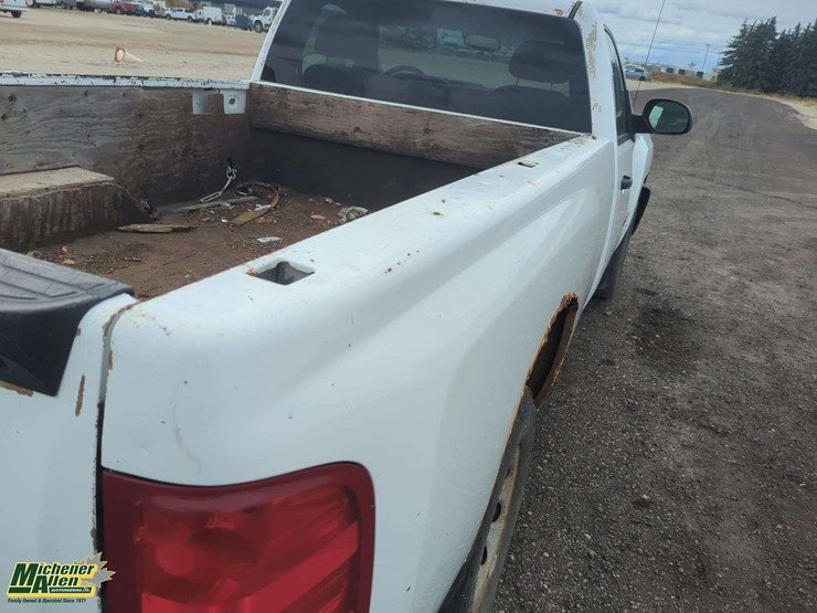 2012-chevrolet-silverado-1500-image-56