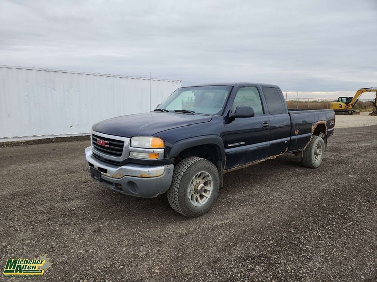 2006-gmc-sierra-2500hd-image-1