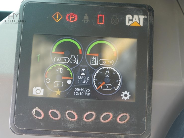 2019-caterpillar-262d-image-7