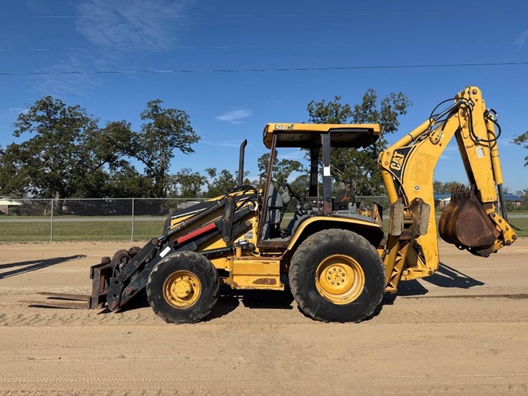 caterpillar-420d-it-image-1