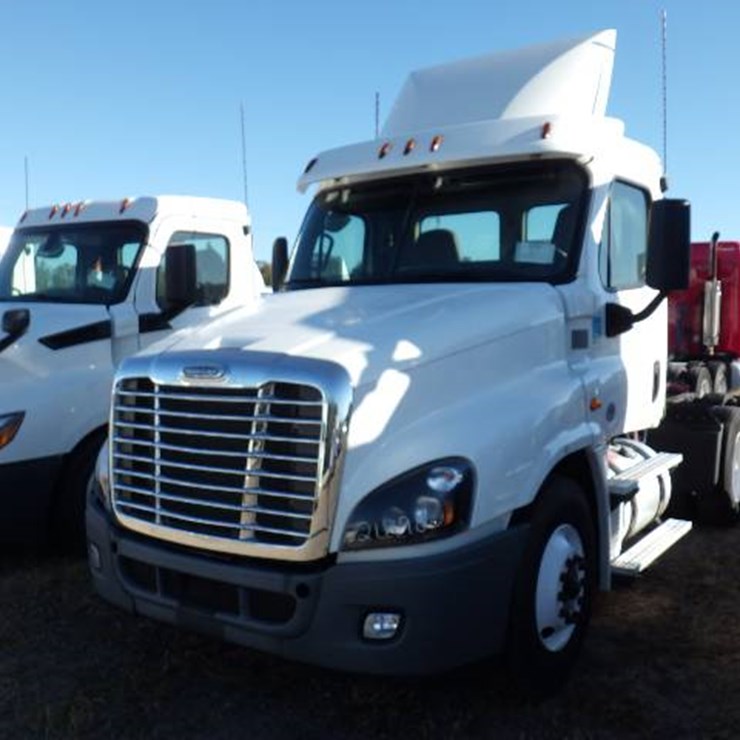 2019 FREIGHTLINER CASCADIA 125