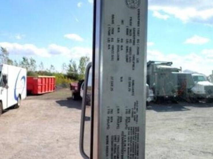 2013-freightliner-mt55-image-10
