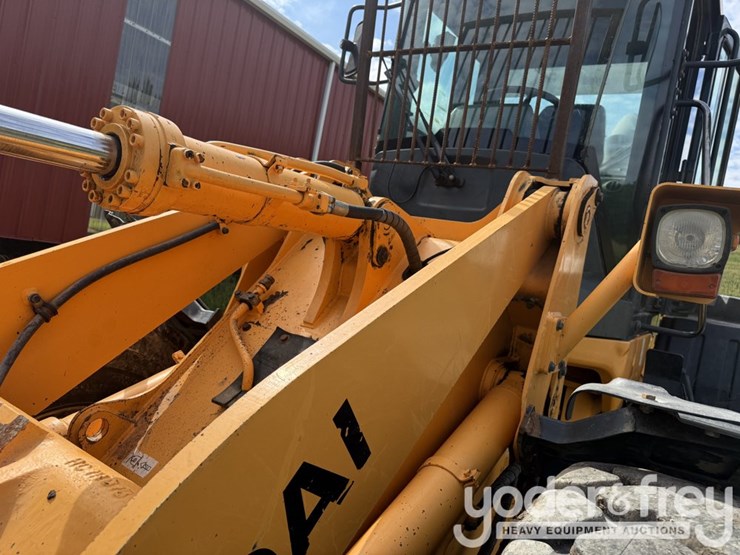 2011-hyundai-hl740-9-image-15