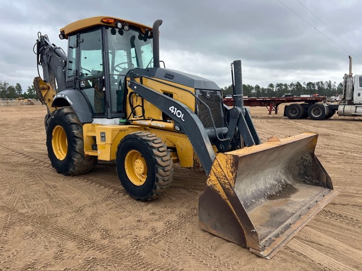 2017-deere-410l-image-6