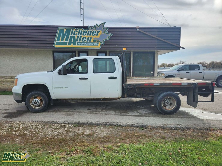 2007-gmc-sierra-3500hd-image-2