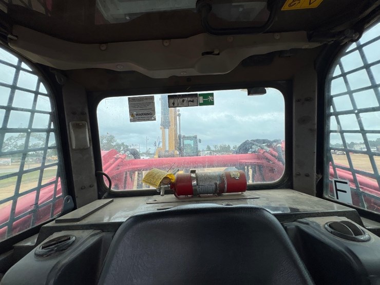 2020-takeuchi-tl12v2-image-34