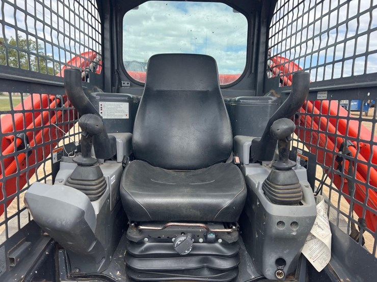 2022-kubota-svl75-2-image-23