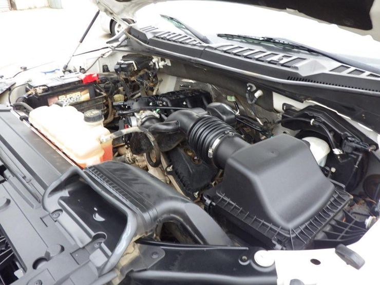 2015-ford-f150-image-8