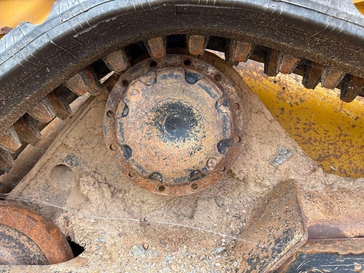deere-317g-image-13