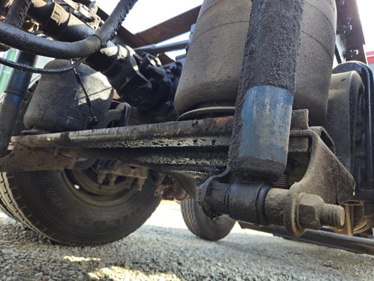 2005-mack-cl733-image-38