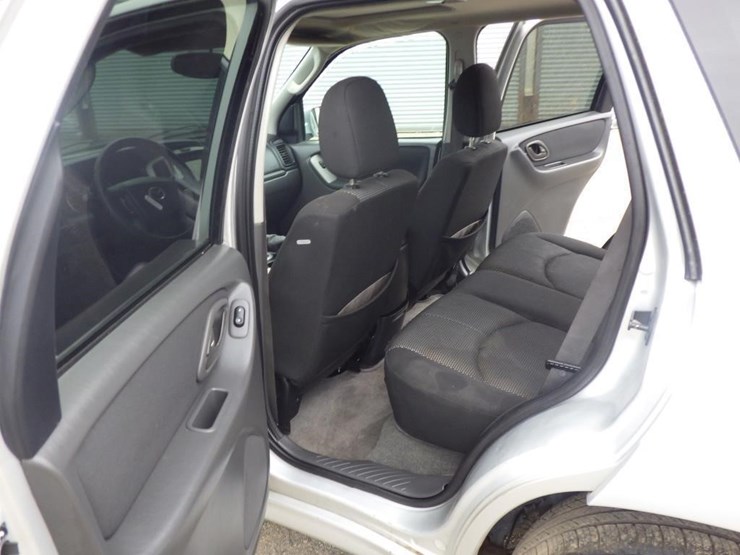 2005-mazda-tribute-image-7