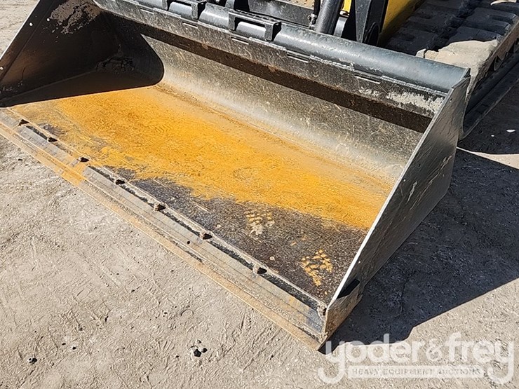 2018-new-holland-c232-image-15