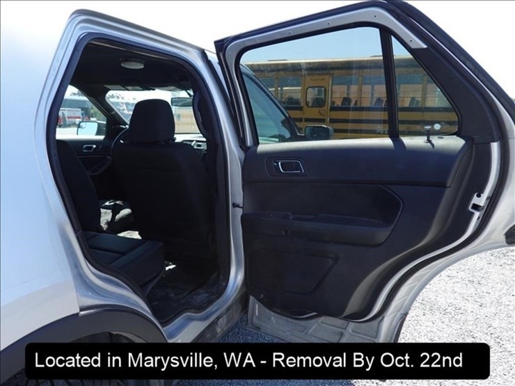 2018-ford-explorer-image-23
