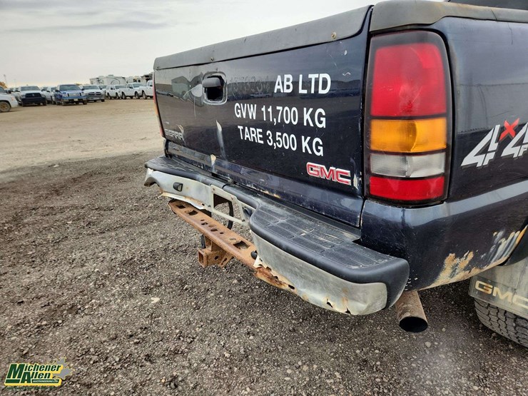 2006-gmc-sierra-2500hd-image-42