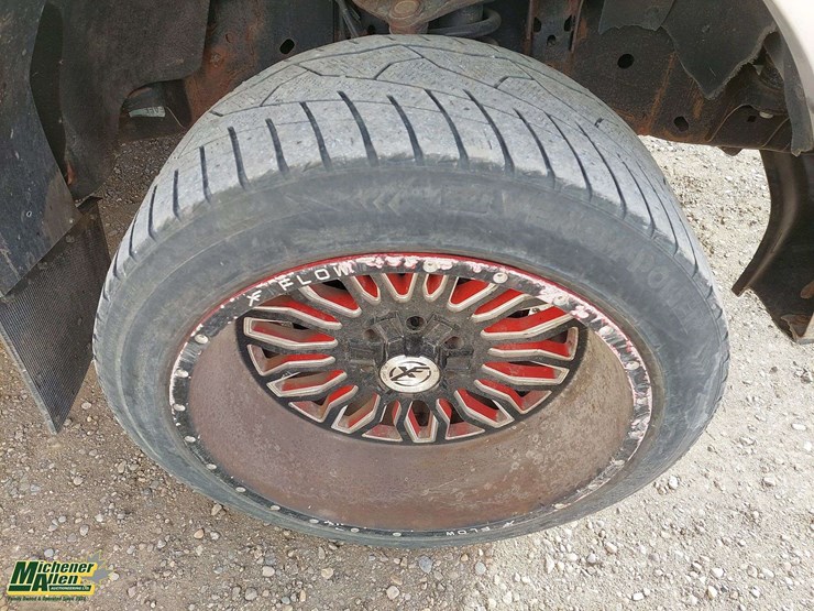 2011-ford-f150-image-23