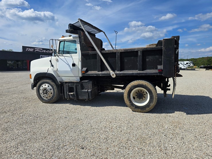 1994-ford-lta9000-image-10