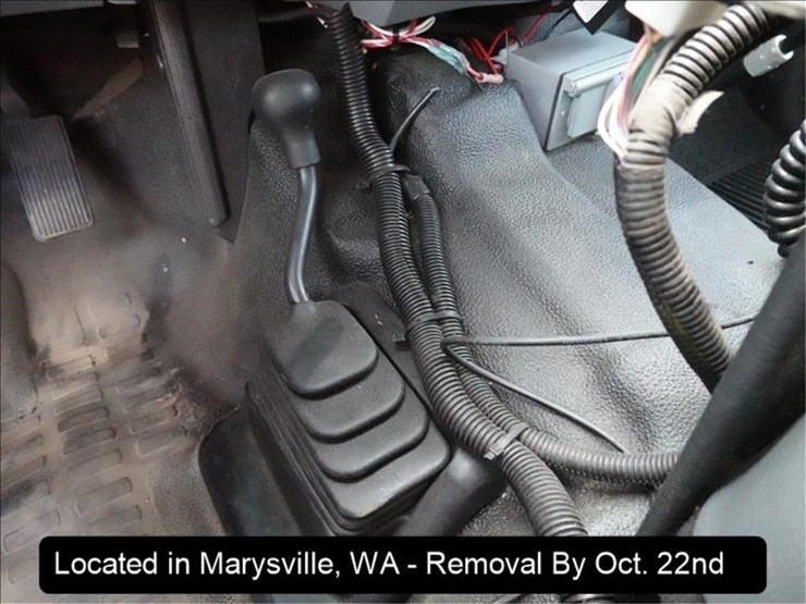 2014-ford-f550-image-19