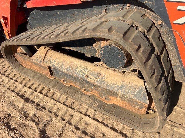 2019-kubota-svl75-2-image-19