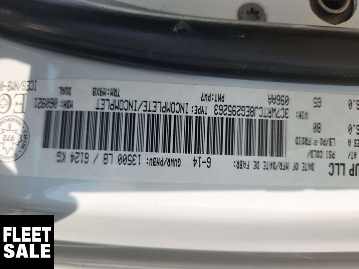 2014-ram-3500-slt-image-8
