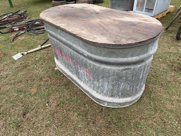 metal-stock-tank-image-2