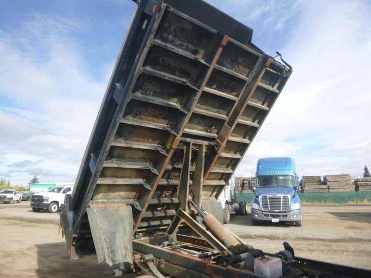 2016-ford-f550-image-10