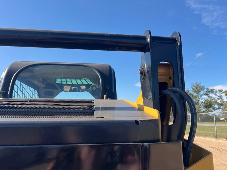 2018-caterpillar-259d-image-20