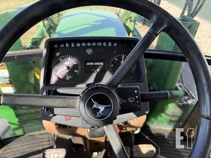 john-deere-6400-image-16