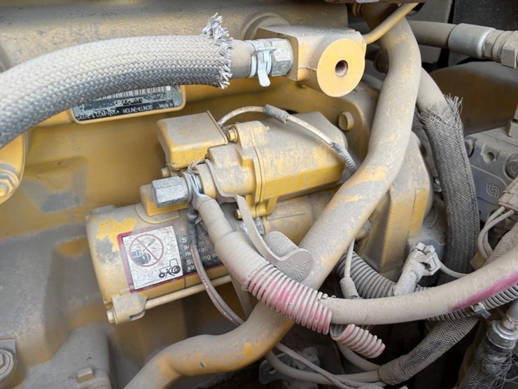 2011-deere-872gp-image-59