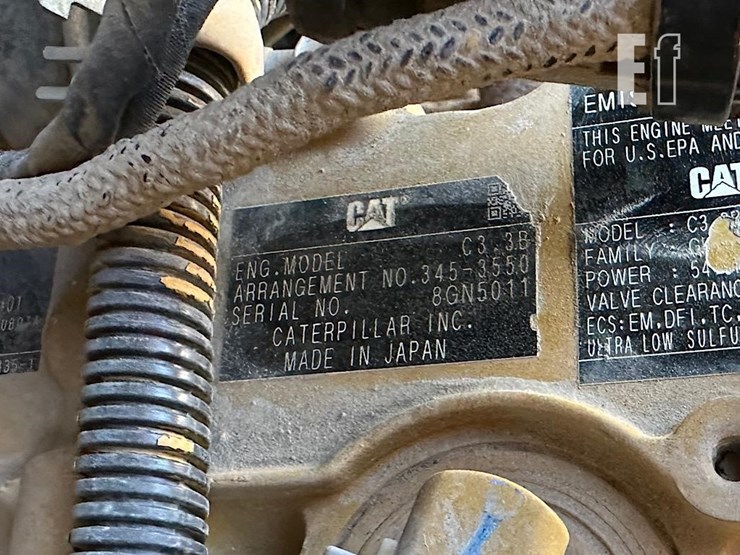 2016-caterpillar-259d-image-26