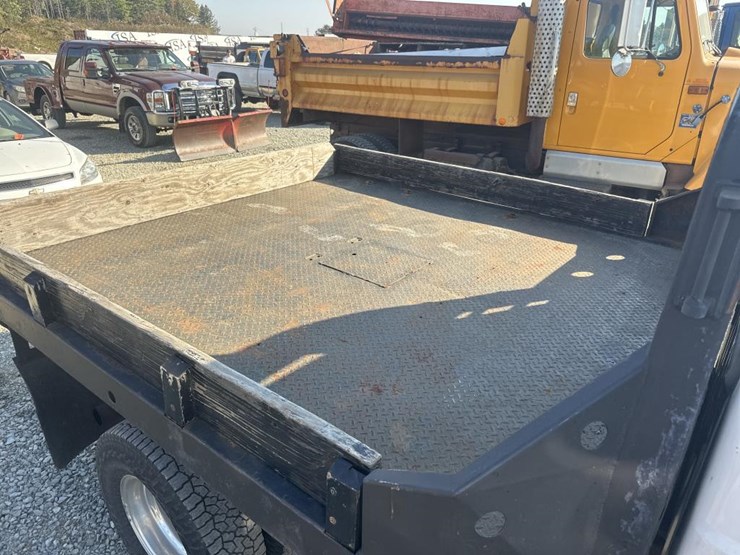 2004-ford-f350-image-17