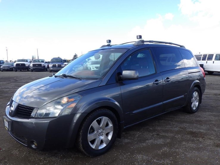2005-nissan-quest-image-1