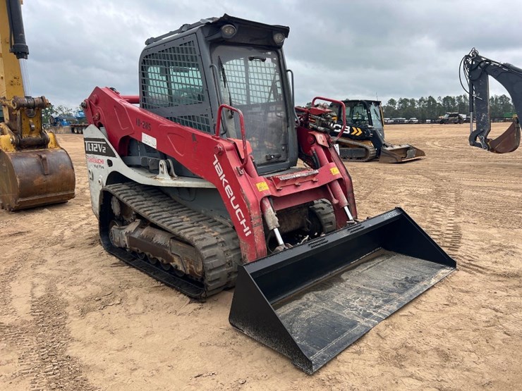 2020-takeuchi-tl12v2-image-6