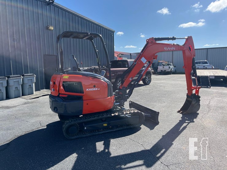 2023-kubota-kx033-4-image-4
