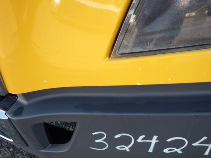 2019-freightliner-cascadia-126-image-2